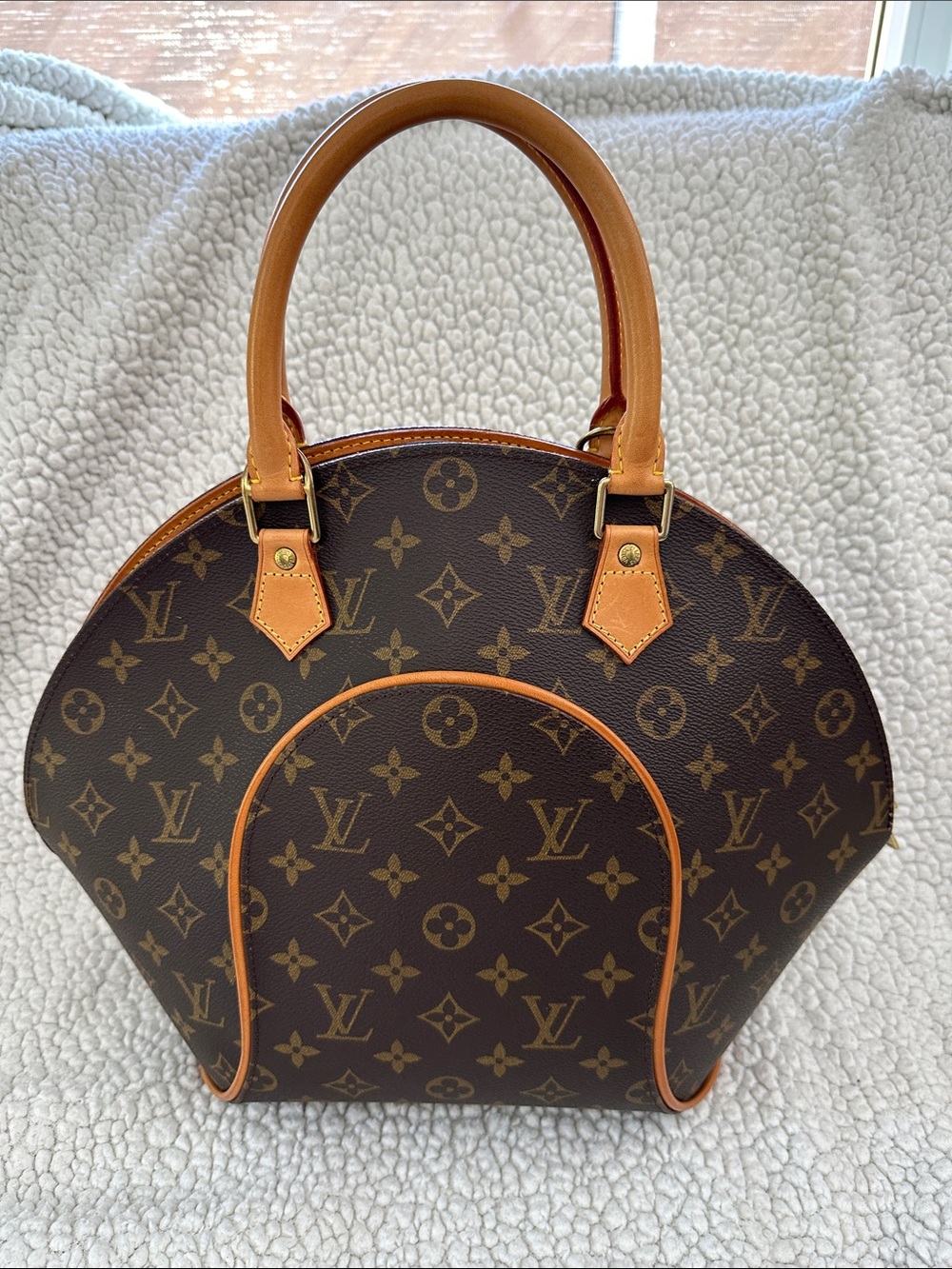 Louis Vuitton Y2K Monogram Ellipse MM top handle vintage with dust bag